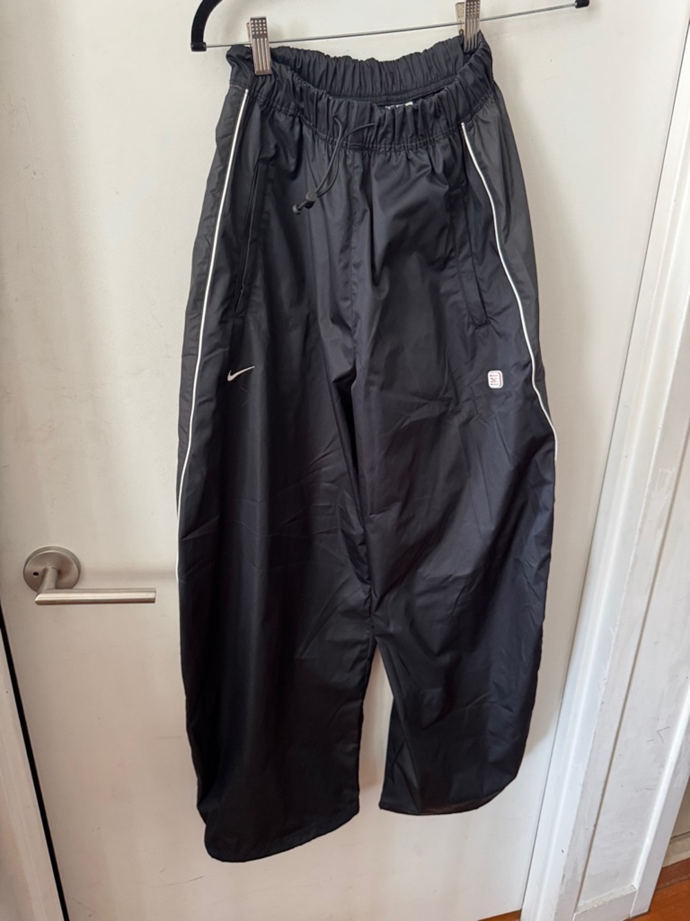 Nike Sportswear Shox Woven Trousers - Picture 4 of 7